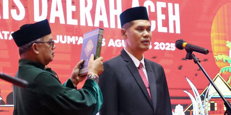 Gubernur Muzakir Manaf Lantik M Nasir Sebagai Sekda Aceh