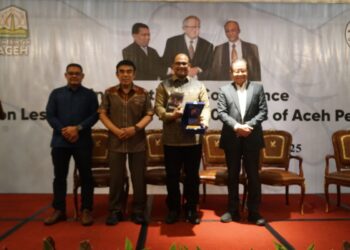 Mualem Tegaskan Aceh Harus Bersatu: Konferensi 20 Tahun Damai Hasilkan 10 Rekomendasi