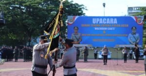 Brigjen Marzuki Ali Basyah dan Irjen Achmad Kartiko Serah Terima Pataka Machdum Sakti