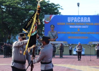 Brigjen Marzuki Ali Basyah dan Irjen Achmad Kartiko Serah Terima Pataka Machdum Sakti