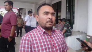 Ahmad Yani Temui Demonstran, Kecewa Tak Sempat Tandatangani Petisi Mahasiswa