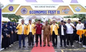 Kadis PUPR Aceh Barat Resmi Buka Festival Ekonomi II BEM FEB UTU 