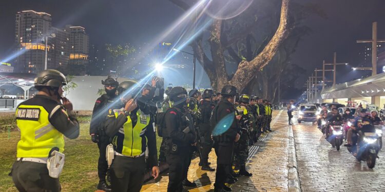 Patroli Gabungan Skala Besar TNI-Polri Kawal Keamanan Malam Akhir Pekan di Kota Medan