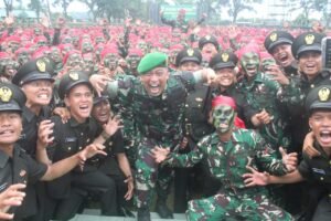 Upacara Penutupan Pendidikan Pertama Tamtama TNI di Rindam I/BB Berlangsung Khidmat