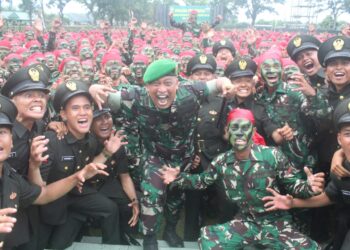 Upacara Penutupan Pendidikan Pertama Tamtama TNI di Rindam I/BB Berlangsung Khidmat