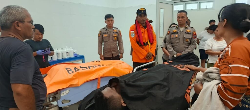 Tim Operasi SAR Nasional Akhirnya Temukan Dua Pemuda Tenggelam di Danau Toba.