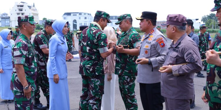 Pangdam I/BB-Forkompimda Sumut Sambut KASAU di Lanud Soewondo Medan