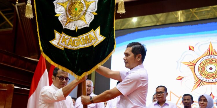 M Nasir Dilantik Sebagai Ketua Pengda Kagama Aceh