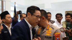 DSC06471-300x169 Nasdem Sumut Sambut Hangat Kunjungan Kapolrestabes Medan "Minta Maaf"