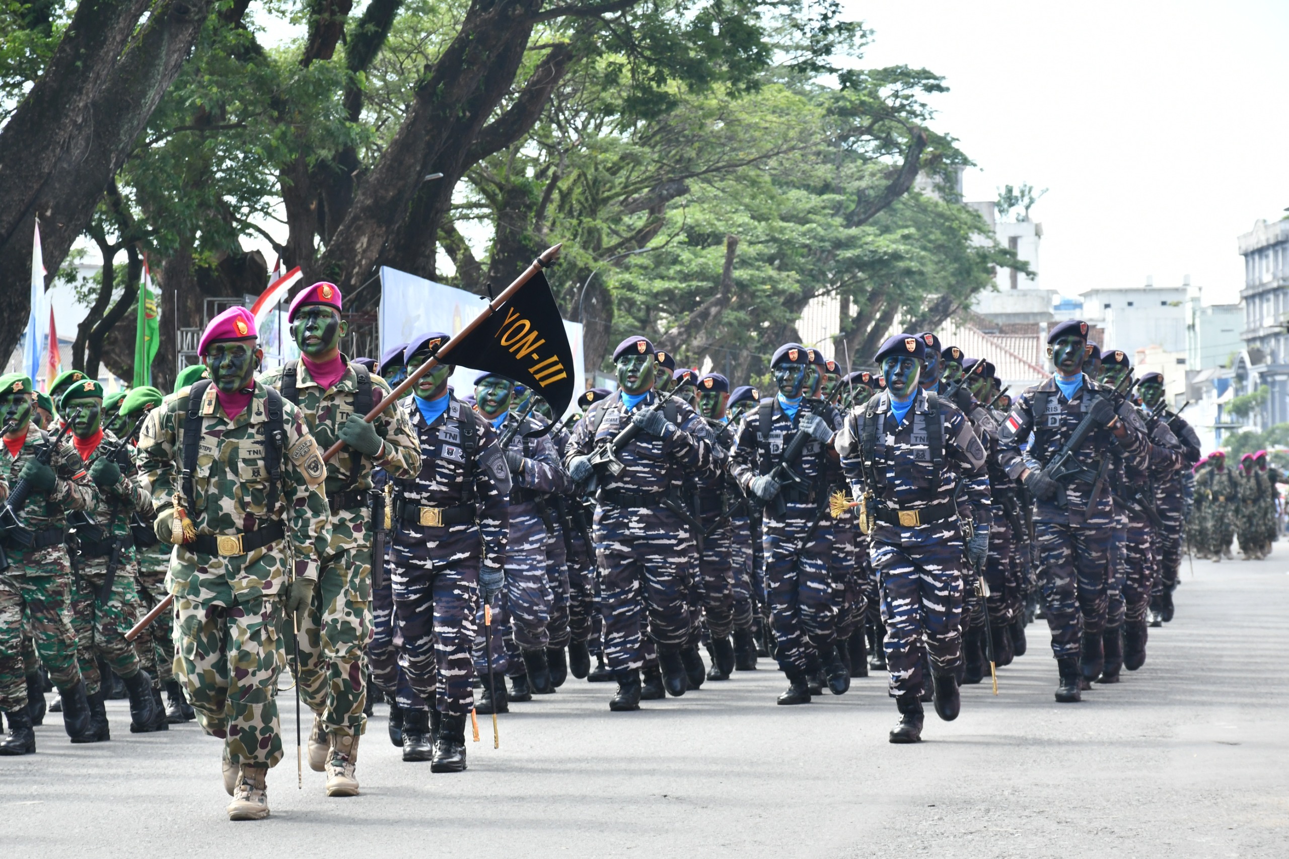 IMG-20251006-WA0007 Puncak HUT ke-80 TNI di Medan Berlangsung Meriah di Lapangan Merdeka