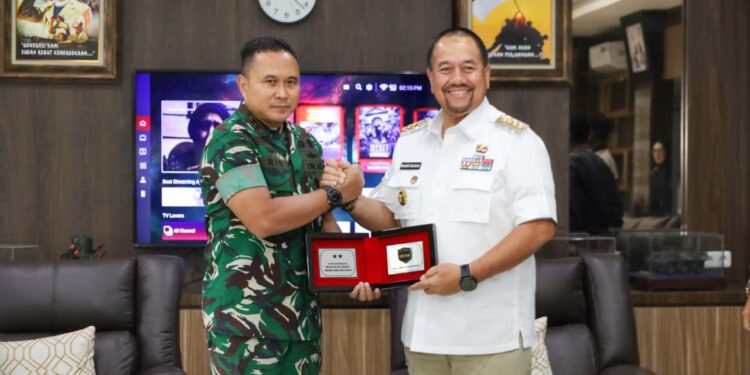 Pangdam I/Bukit Barisan Terima Audiensi Bupati Batu Bara, Bahas Pembangunan Yon Teritorial dan Penguatan Sinergi Daerah