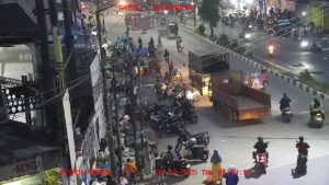 IMG-20251030-WA0016-300x169 Satpol PP Medan Subuh Subuh Bongkar Lapak di Pajak Sukaramai