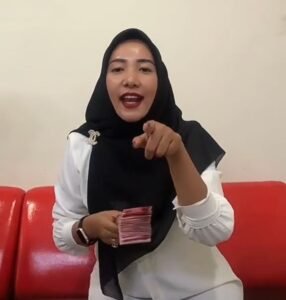 Honorer di Deli Serdang Pamer Uang di Medsos, Warganet Desak Bupati Turun Tangan