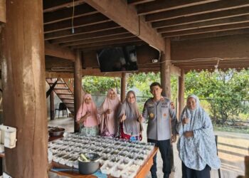 Kapolda Aceh Tinjau Program PMT bagi Ibu Hamil dan Lansia di Gampong Tibang