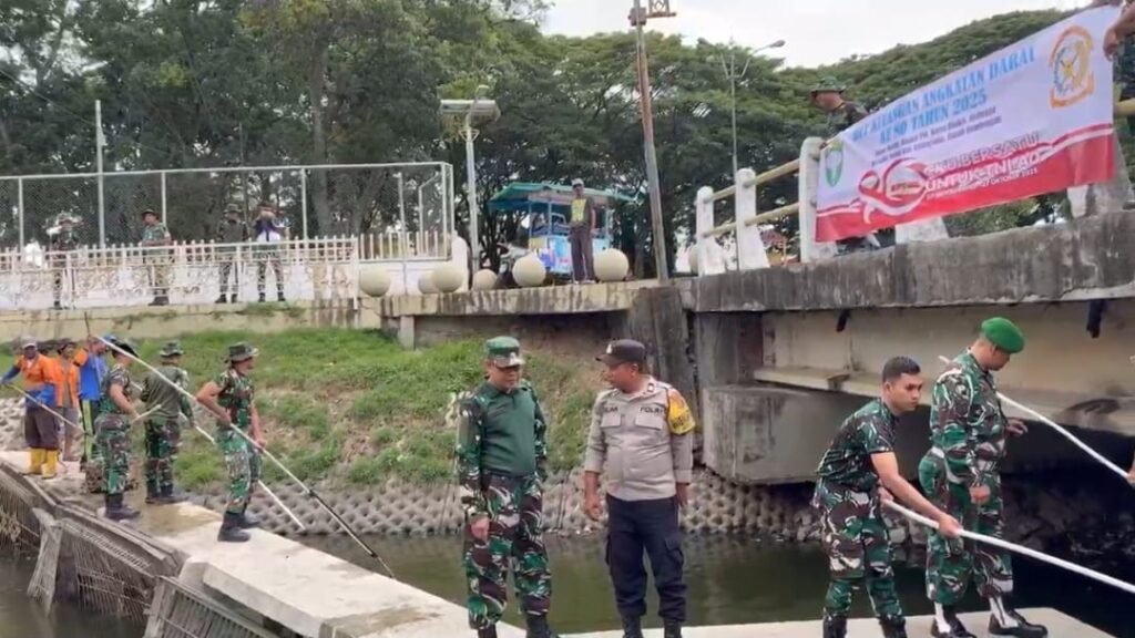 Peringati HUT ke-80, Kudam IM Gelar Karya Bhakti di Bantaran Krueng Daroy   