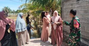 Ajak Jaga Kerukunan, Babinsa Montasik Beri Edukasi kepada Ibu-Ibu Desa Seumet