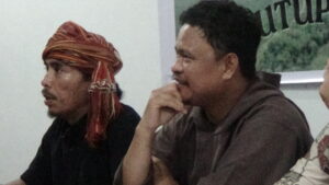 DSC06819-300x169 Gubernur Sumut Diminta Segera Keluarkan Rekomendasi Penutupan TPL Setelah Aksi Demo