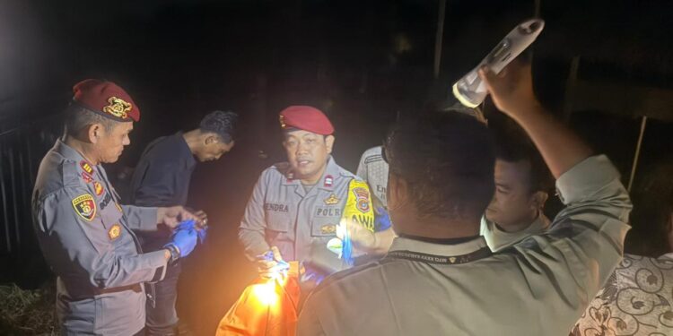 Mayat Korban Banjir Tanpa Identitas Dievakuasi ke RS Cut Meutia