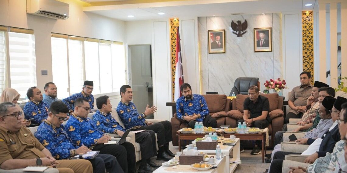 Gubernur Aceh dan DPRA Bahas Rancangan APBA 2026