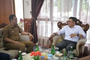 Usai Kunker dari Istanbul, Menlu Sugiono Transit di Aceh