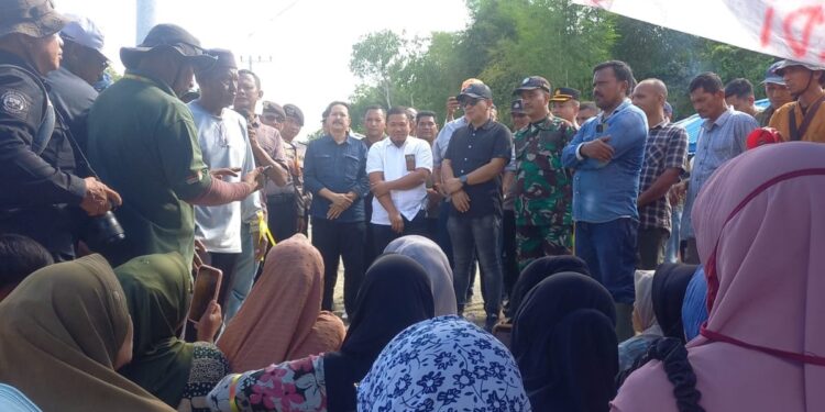 Ratusan Warga Aceh Timur Geruduk Perusahaan PT Medco, Tuntut Keadilan Tali Asih