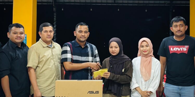 Tangis Adik Korban Kasus Sibolga Berganti Syukur, Jamaluddin Idham Bantu Beasiswa hingga Akhir Studi