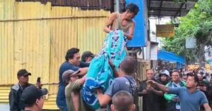 IMG-20251123-WA0038-300x158 Mayat Membusuk Ditemukan di Semak Jalan Pantai Barat, Warga Medan Helvetia Gempar