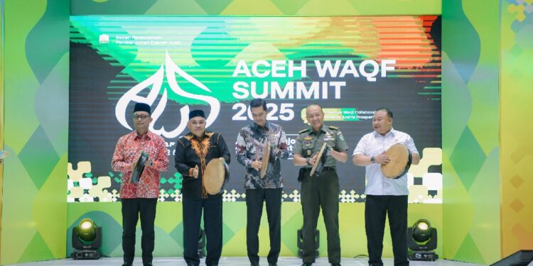 Sekda Aceh Buka Aceh Waqaf Summit 2025: Dorong Wakaf Produktif sebagai Fondasi Kemakmuran Aceh