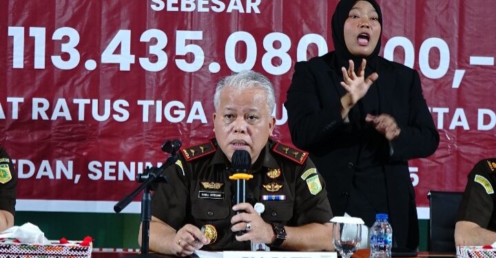 Kejati Sumut Berhasil Kembalikan Kerugian Negara Rp 263, 4 Miliar
