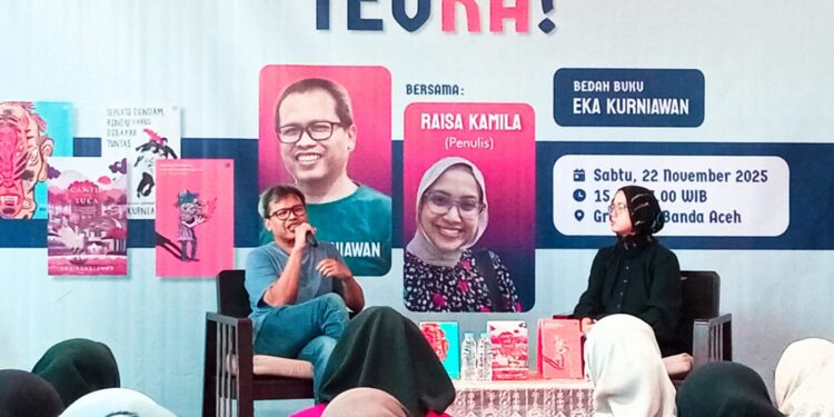 Eka Kurniawan Ungkap Perjalanan Awal Menulis dalam Bedah Buku di Banda Aceh