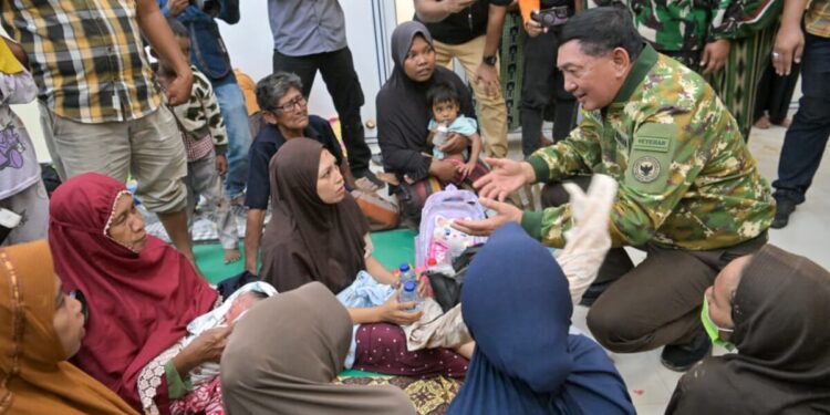 Pemerintah Mulai Drop Bantuan dari Udara ke Wilayah Banjir Aceh