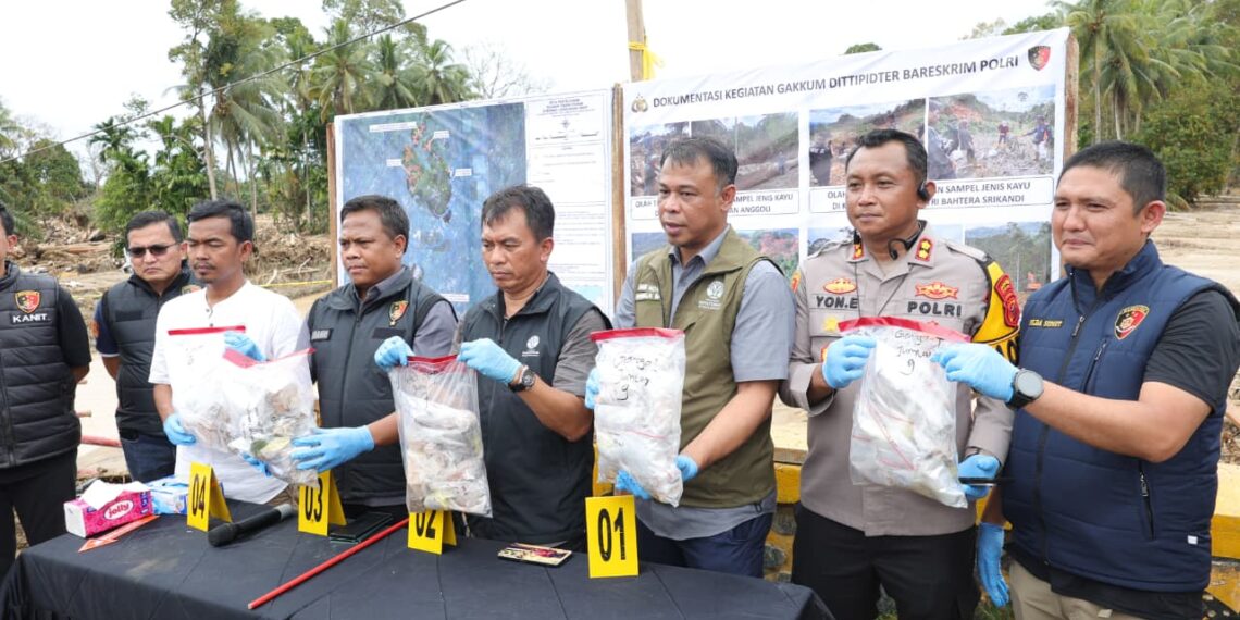 Bareskrim Polri Selidiki Asal Usul Gelondongan Kayu yang Hanyut dan Tutup Aliran Sungai di Anggoli-Garoga Sumut