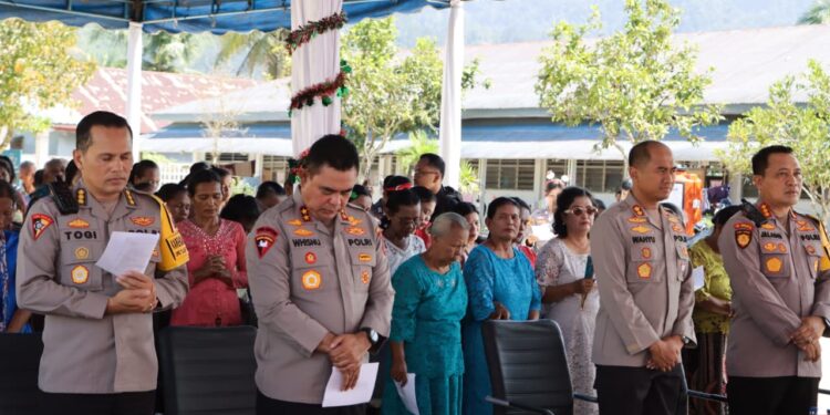 Kapolda Sumut Rayakan Natal Bersama Pengungsi di Tapteng, Hadirkan Penghiburan dan Harapan