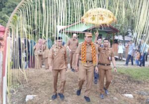 Kunker Bupati Simeulue, Masyarakat Desa Salur Latun Menaruh Harapan Besar atas Jalan Puluhan Tahun Belum Diaspal