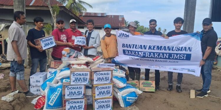 JMSI Salurkan Bantuan untuk Korban Banjir Bandang di Pidie Jaya