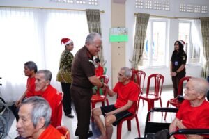 Sambut Hari Natal 2025, Kejaksaan Tinggi Sumatera Utara Berikan Bantuan Di Tiga Lokasi Secara Serentak