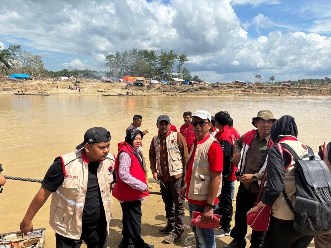 PDIP Turun Langsung Salurkan Bantuan Banjir ke Aceh Tamiang