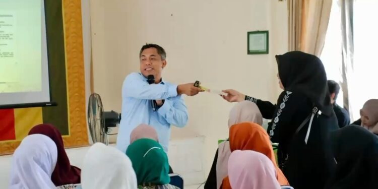 Kurdi Menjadi Pemateri Peran Pemuda, OKP dan LSM dalam Penanganan Bencana