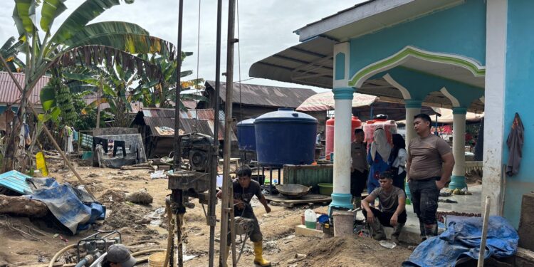 Polda Sumut Percepat Pemulihan Batang Toru: Bersihkan Masjid, Rumah Warga, Dan Buka Akses Sumur Bor