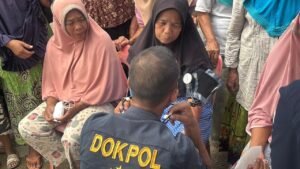Polisi Berikan Layanan Kesehatan Gratis bagi Warga Terdampak Bencana di Aceh Tamiang