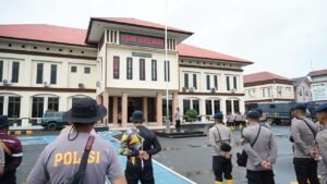 Kapolres Lhokseumawe Sambut 100 Personel BKO Brimob, Tegaskan Misi Kemanusiaan Pemulihan Pascabanjir