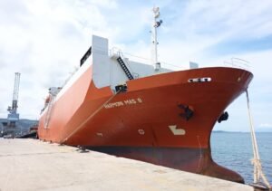 Tutup Tahun 2025 Secara Spektakuler, Pelabuhan Malahayati Sambut Sandar Perdana MV Harmoni Mas 8