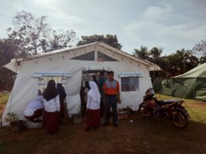 SDN Babo Aceh Tamiang Belajar di Tenda Darurat