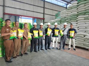 Ketua DPRK Simeulue dan Anggota Komisi II Sidak Gudang BULOG keluhan Gabah