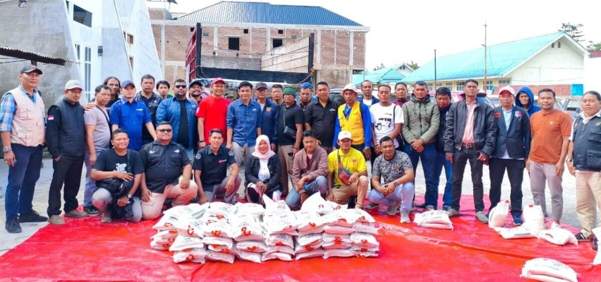 Jurnalis Aceh Barat Antarkan Bantuan Kemanusiaan 