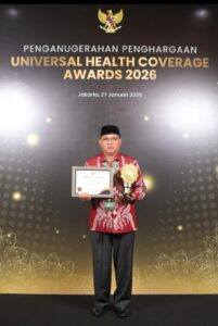 Kabupaten Simeulue Terima Penghargaan Universal Health Coverage (UHC)
