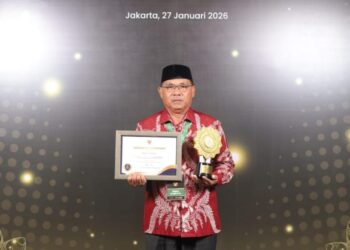 Kabupaten Simeulue Terima Penghargaan Universal Health Coverage (UHC)