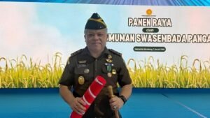 Kajati Sumatera Utara Harli Siregar Terima Satyalancana Wira Karya dari Presiden Prabowo
