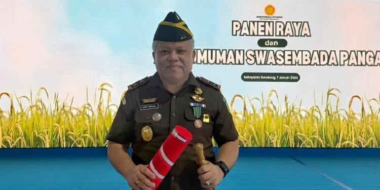 Kajati Sumatera Utara Harli Siregar Terima Satyalancana Wira Karya dari Presiden Prabowo