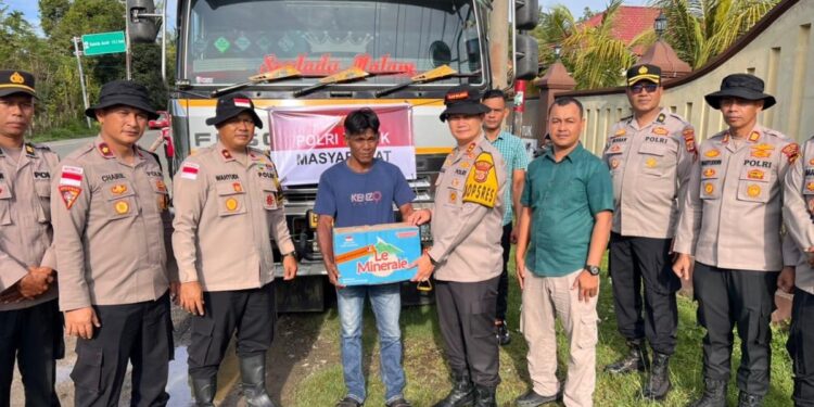 Kapolres Pidie Jaya Kerahkan Ekskavator untuk Percepat Pemulihan Pascabanjir